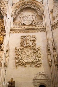 escudo de los condes estables de castilla catedral de burgos